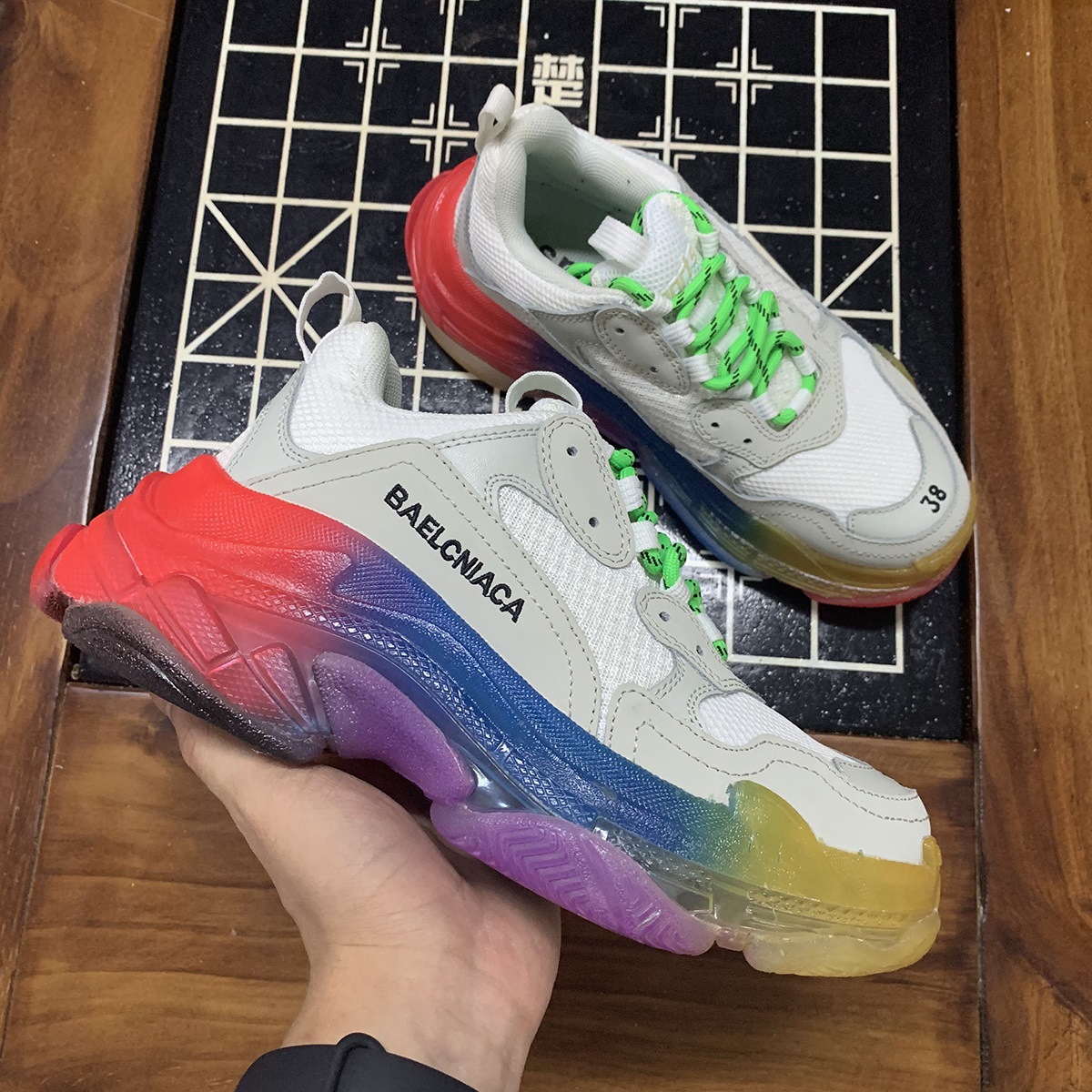 厚底女内增高运动鞋