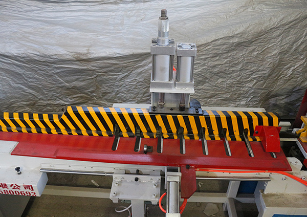 全自动接木对接机