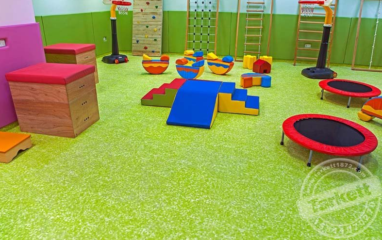 幼儿园塑胶地板