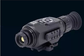 红外热成像瞄准镜