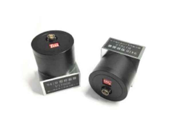 浙江941B型拾振器