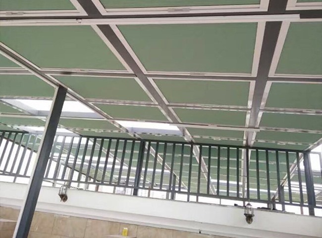  福州电动手动蜂巢天棚帘