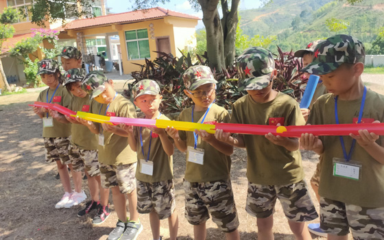 龙岩暑期军事化夏令营