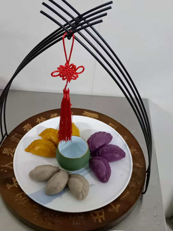 和长汀汀城食品小编来了解芋子饺