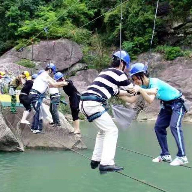 德化桃仙溪景区桃花岛空中走道