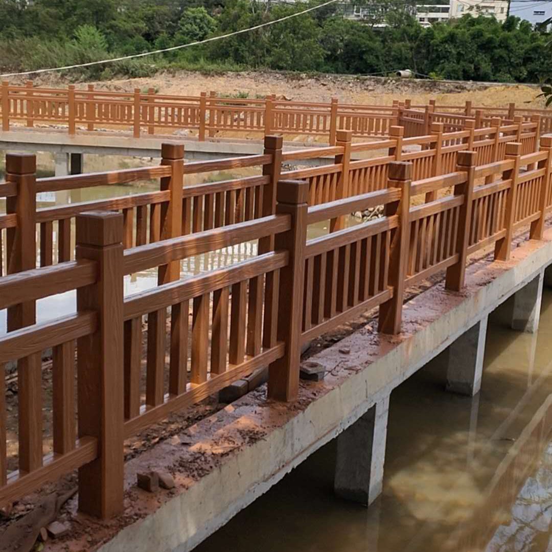 龙岩公园湖边装饰护栏