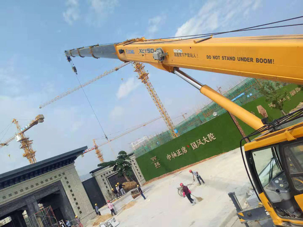 龙岩吊车租赁公司