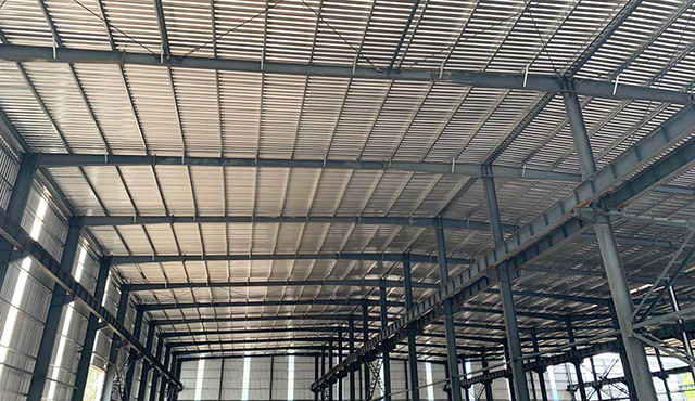 彩钢瓦和玻璃钢瓦的区别，龙岩优特建材小编带您学习