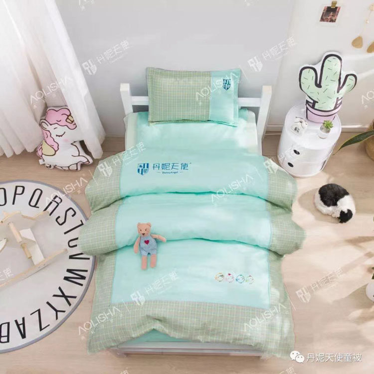 丹妮天使儿童棉被