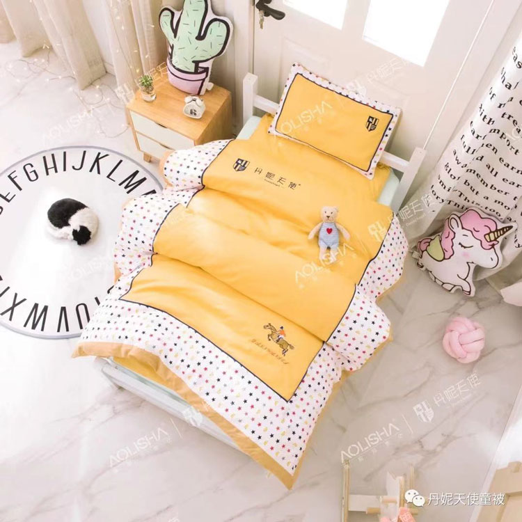 和龙岩辉鸿教育的小编来了解儿童棉被