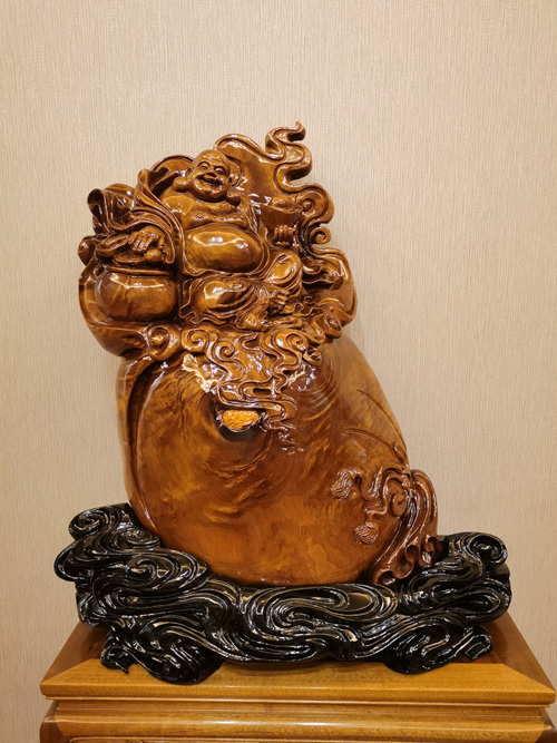 漳州韵楠贸易金丝楠木摆件展示