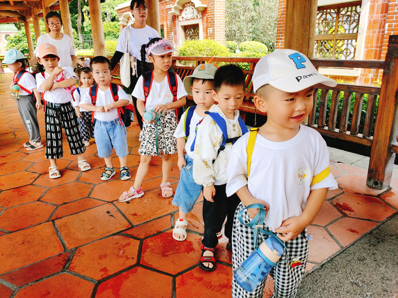 漳州啵米托育户外活动