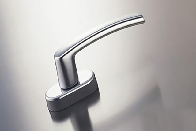 为什么说五金配件是门窗配件的“心脏”？龙岩汽车配件