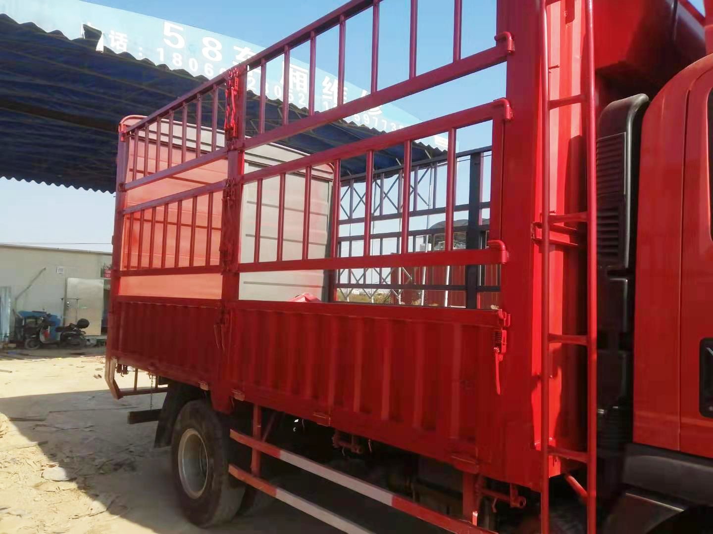 车辆维修后斗