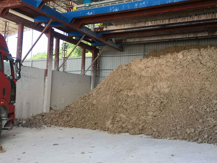 上杭高岭土采掘注意事项