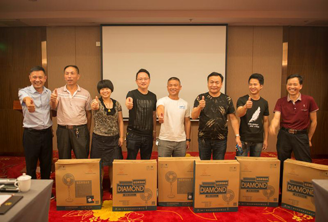 德华神州绿野龙岩区域经销商座谈会