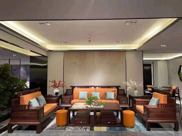 您知道什么是红木家具吗?没关系让连城通乐贸易小编告诉你